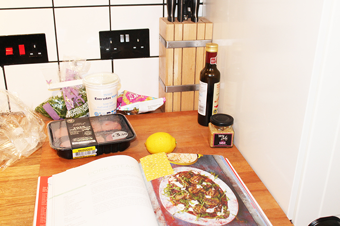 Pork and Hungarian Pepper Sauce Pork and Hungarian Pepper Sauce