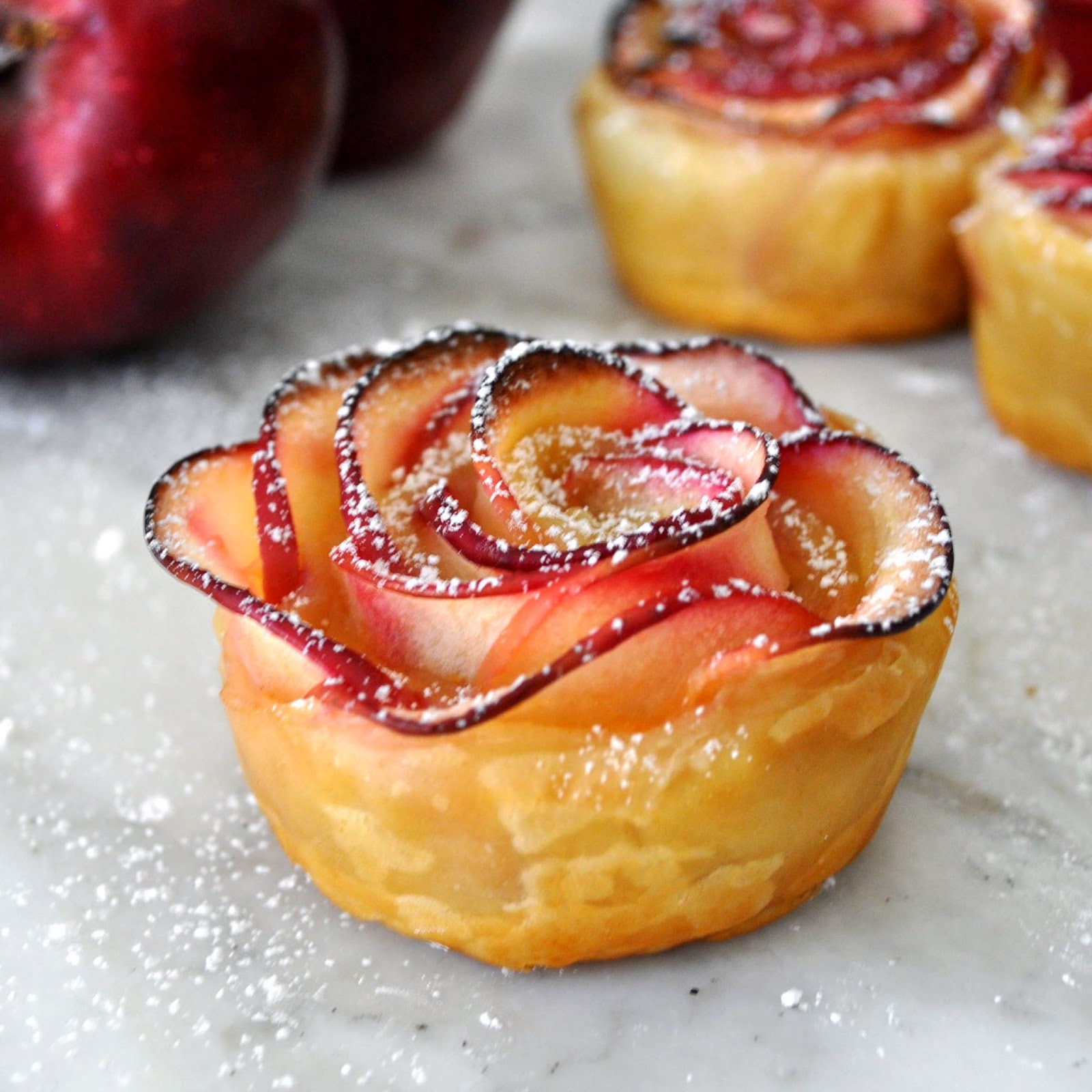 Healthy Diet: Apple Rose Puff Pastry