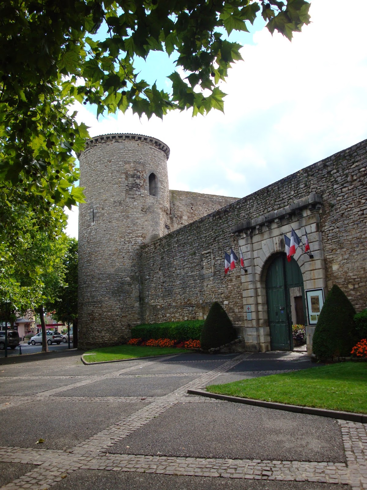 bernardloisirscossaye Château prison de Gannat 1