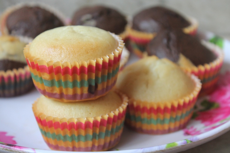 Eggless Vanilla Muffins Recipe Yummy Tummy