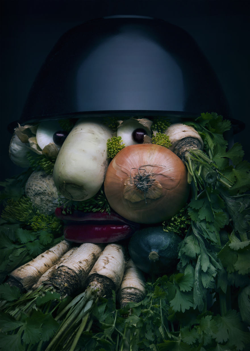 アルチンボルトのオマージュ作品？本物の野菜や果物で人の顔を描いた。【a】|ミライノシテン