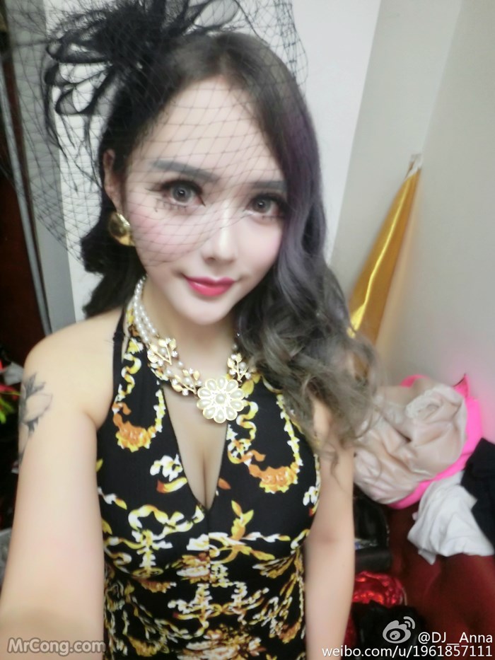 Anna (李雪婷) beauties and sexy selfies on Weibo (361 photos)