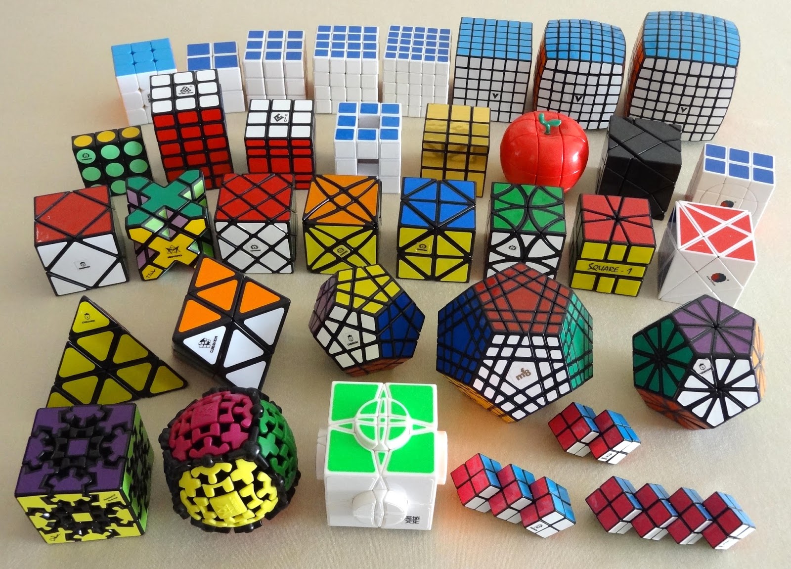 Головоломки которые можно. Кубик Рубика 23х23. Головоломки Эрне Рубика. Скваер 2 кубик Рубика. Разные кубики рубики.