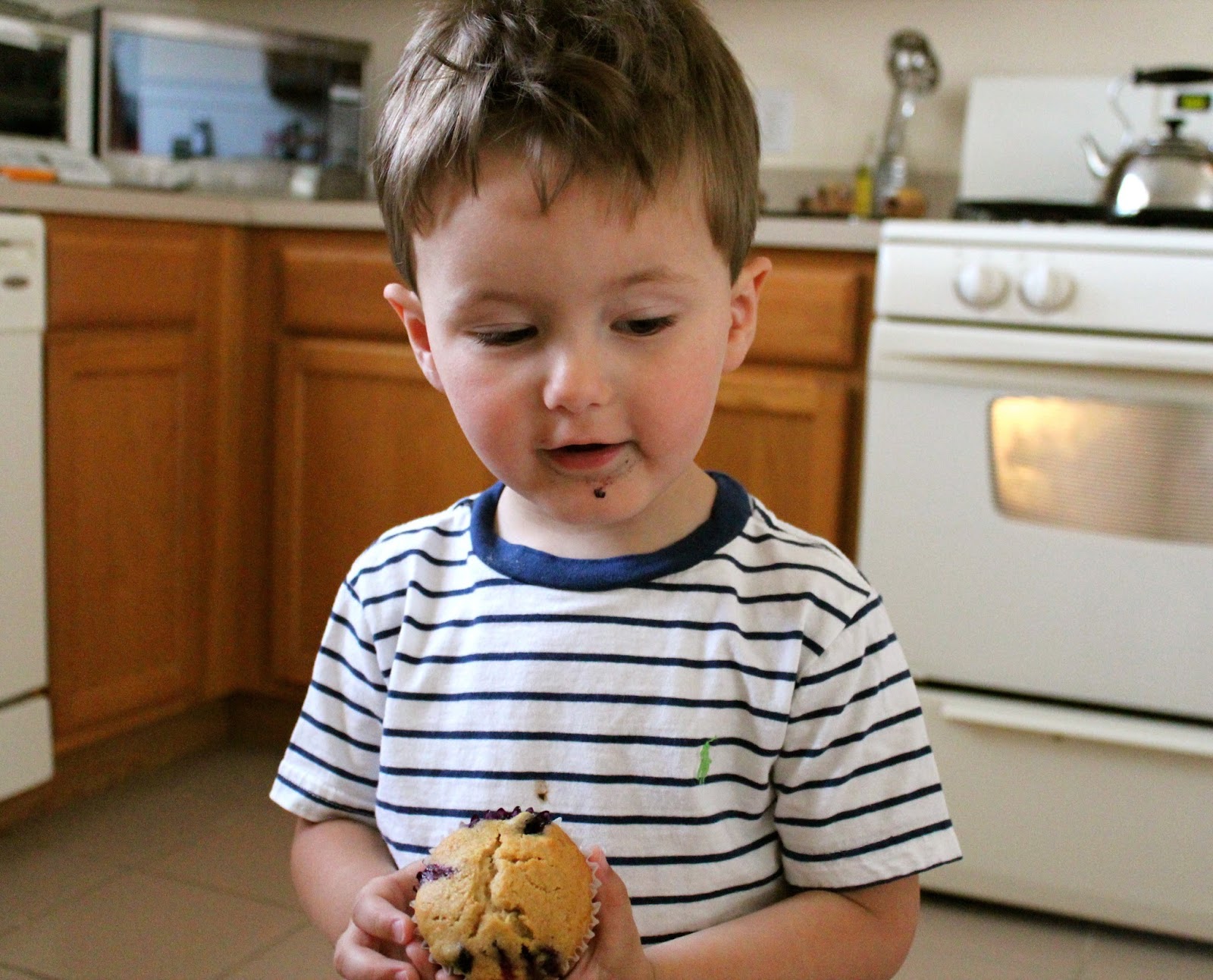 Oh Happy Day! Paltrow's Healthy Blueberry Muffins