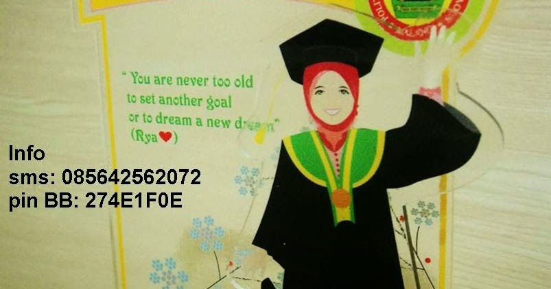 Gambar Kartun Wanita Muslimah Wisuda Keren Bestkartun