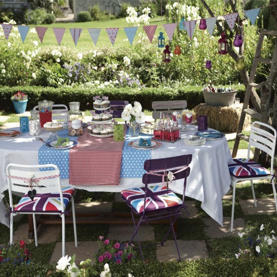 Sunshine & Chocolate Jubilee Table Settings