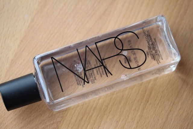 nars makeup removing water