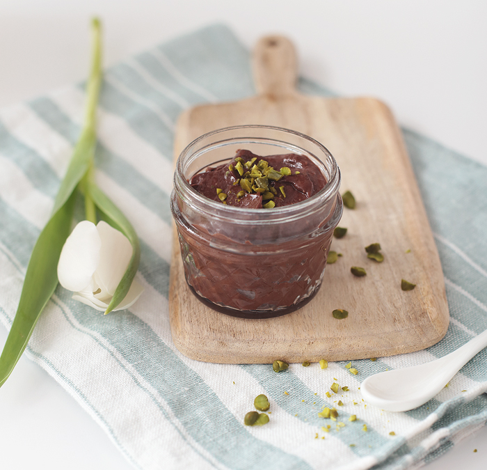 Schokopudding aus Avocado Pudding Schoko