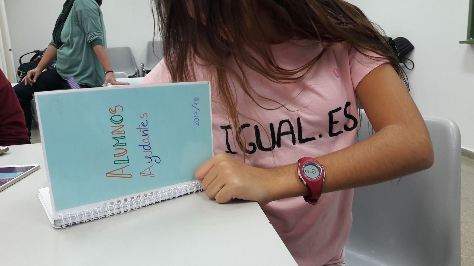 PERIÓDICO DEL IES V CENTENARIO IGUAL.ES