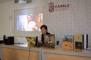 S’INAUGURA L’EXPOSICIÓ “LA PIEL DE ÁFRICA” d’Ana Palacios.