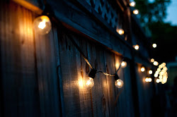 fence lights string backyard lighting night exciting privacy hang outdoor diy stringing fences source mywedding