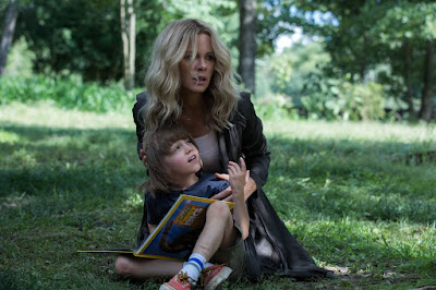 Image of Kate Beckinsale and Duncan Joiner in The Disappointments Room