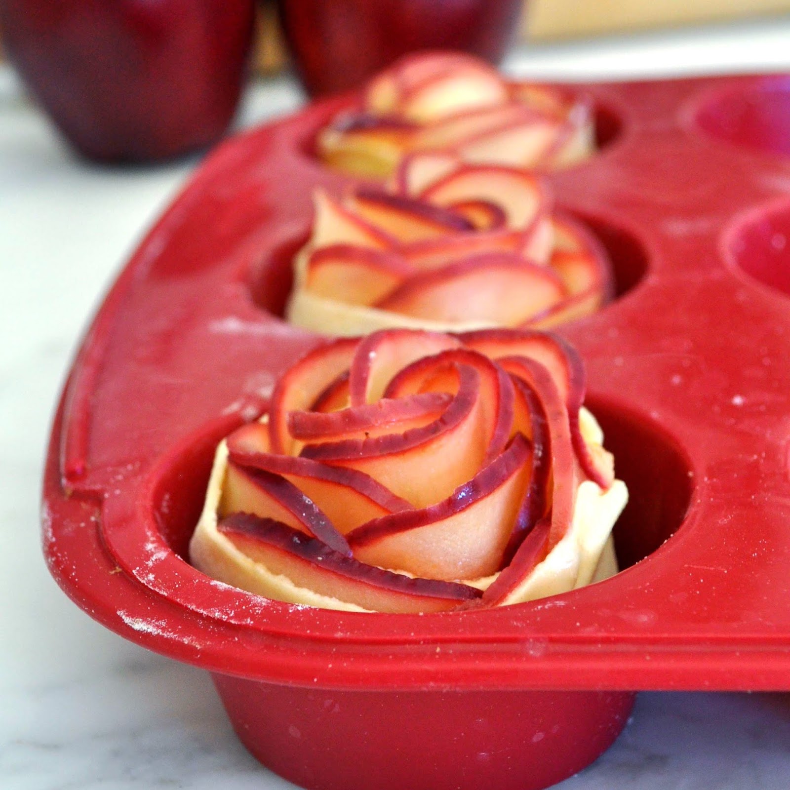 Healthy Diet: Apple Rose Puff Pastry