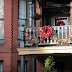 10+ Cool Christmas Balcony Decor Ideas