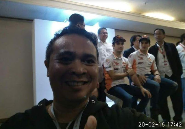 Jumpa Marquez dan Dani Pedrosa Jumpa Marquez dan Dani Pedrosa