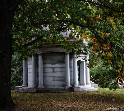 Bellefontaine Cemetery mausoleum photo by mbgphoto