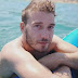 Michele Terralavoro pubblica Altrove: «Il mio coming out in musica»