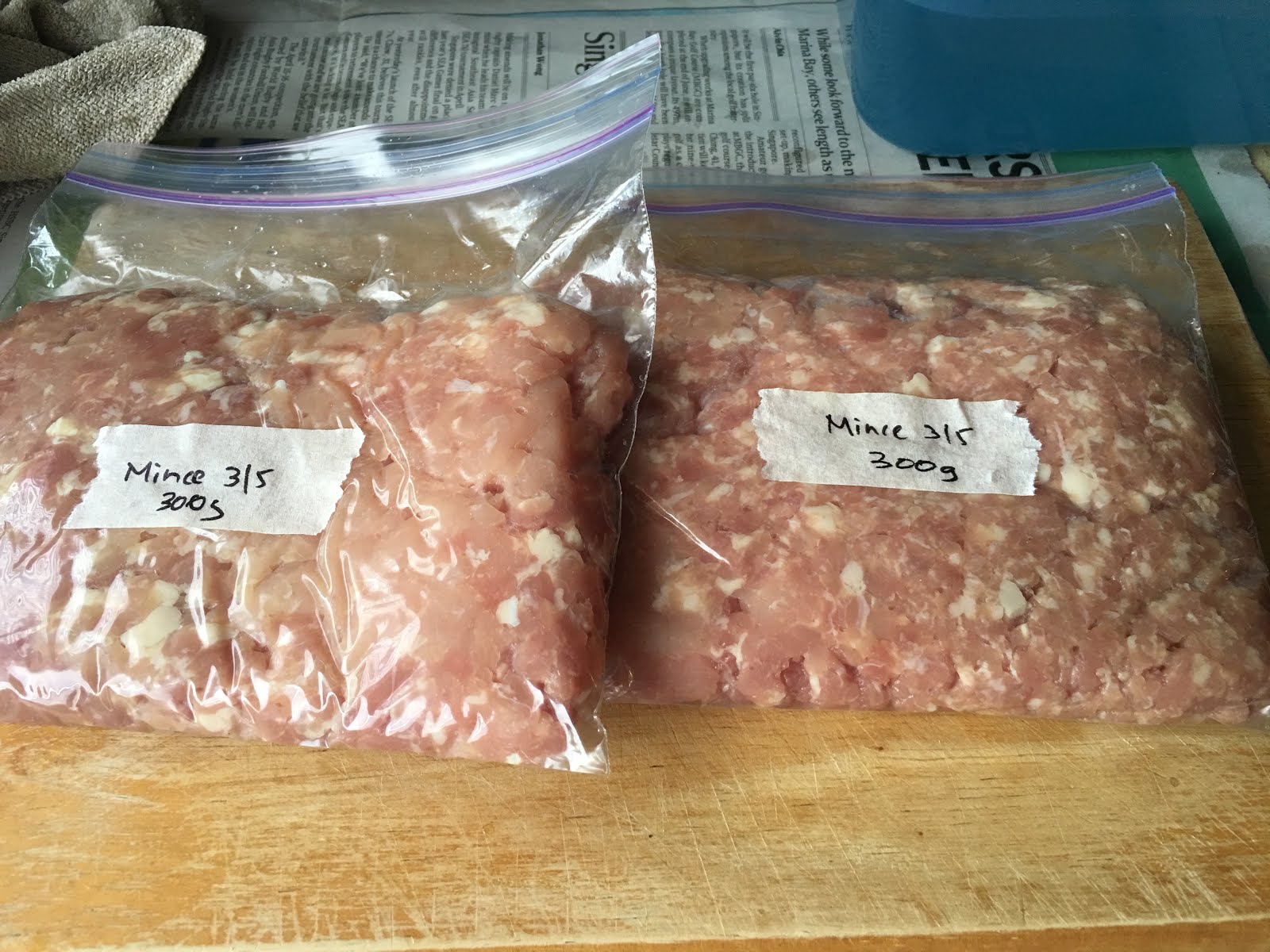 The Lazy Cook Vacuum Sealing Without Using a Vacuum Sealer
