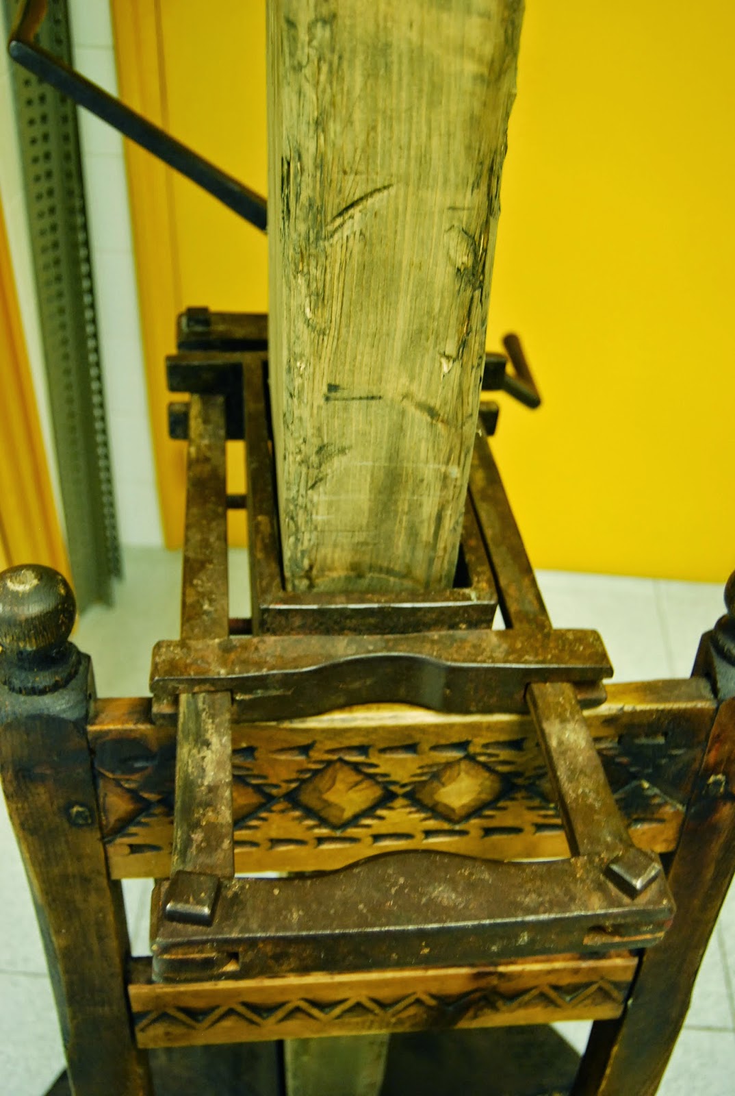 . 1860 al garrote por 30 libras