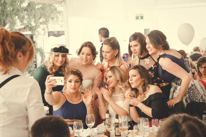 amigas de la novia selfie