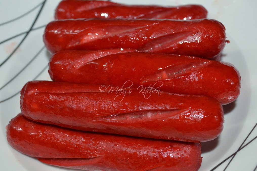 Mely s Kitchen How To Cook Hotdog Perfectly ingredient-spotlight-hot-dogs-sausage-eat-at-home