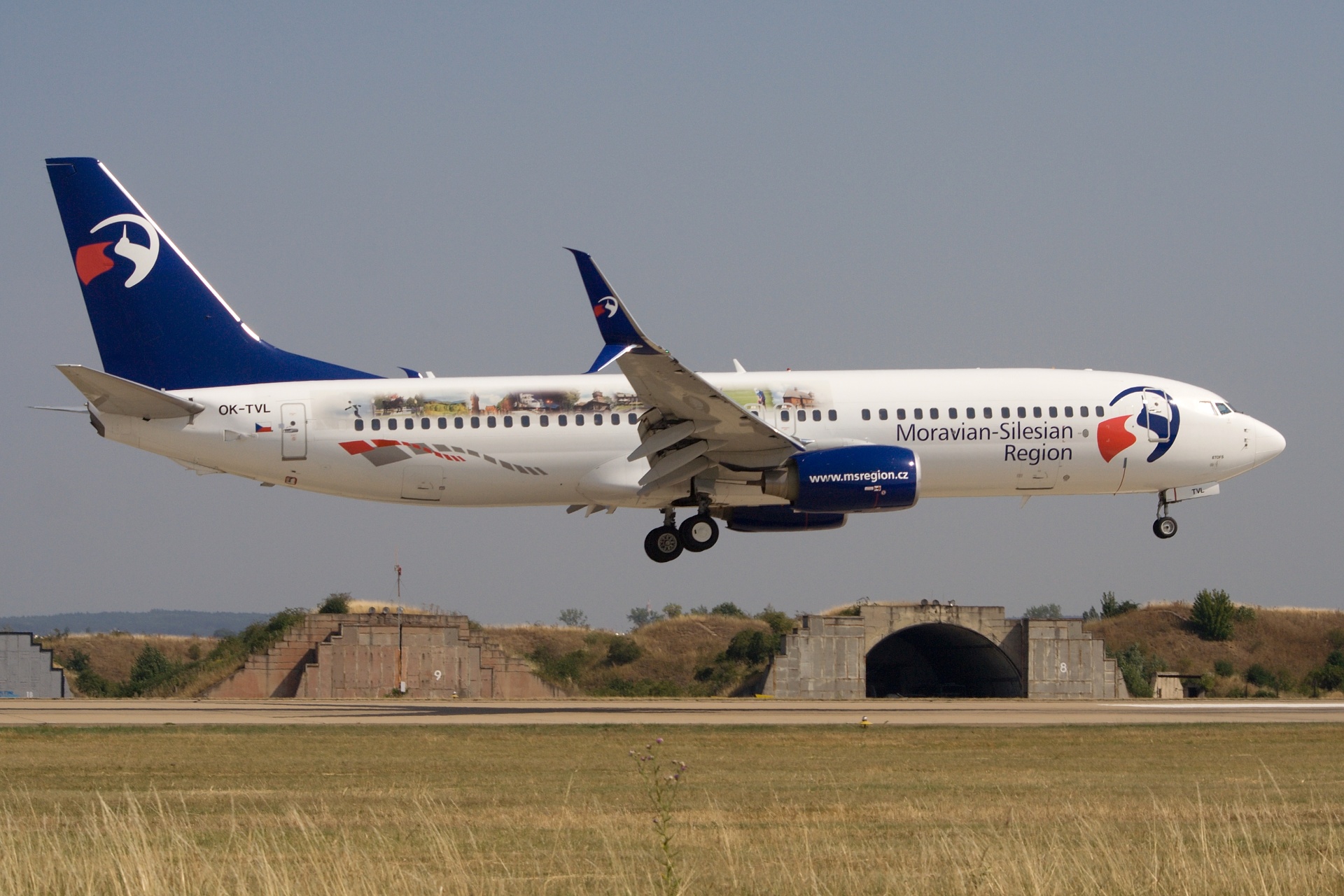 Sharp Wings: Boeing 737-800 Travel Service OK-TVL Split Scimitar Winglets