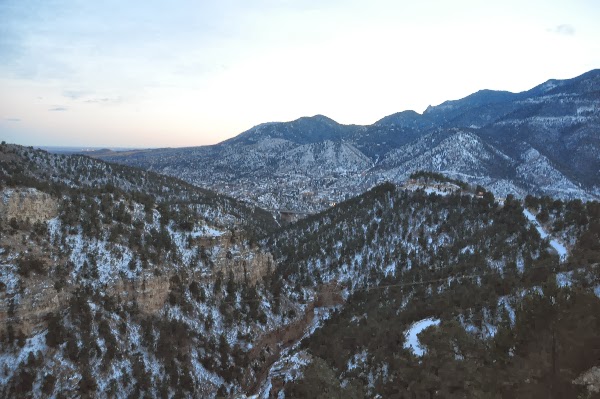 Cave of the Winds Manitou Springs Christmas coloradoviews.filminspector.com