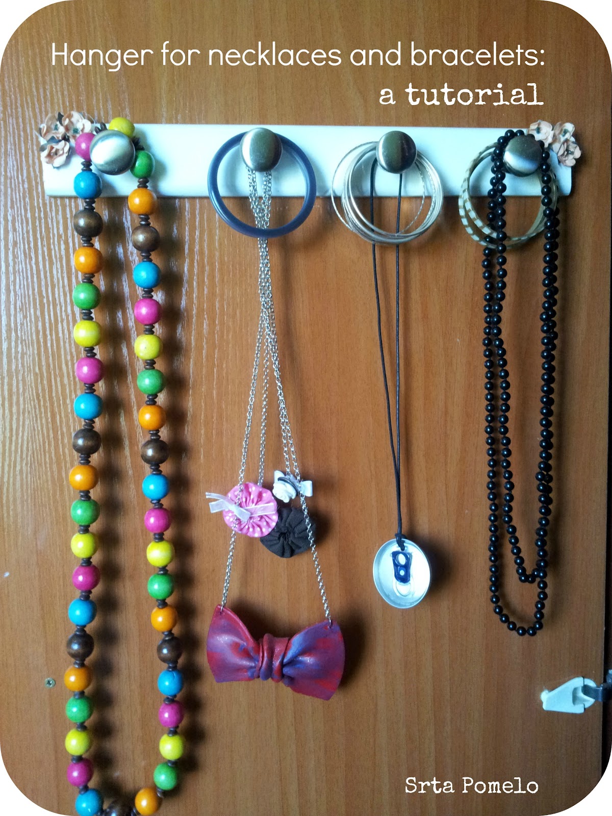 Colgador pulseras