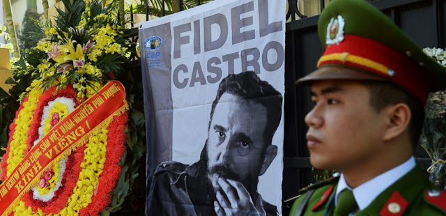 GTY-Fidel-Castro-Tribute-Vietnam-MEM-161128_mn_4x3_992.jpg
