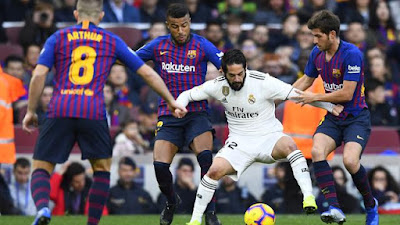 Luis Suarez Mulai Menua Barcelona Akan Cari Pengganti