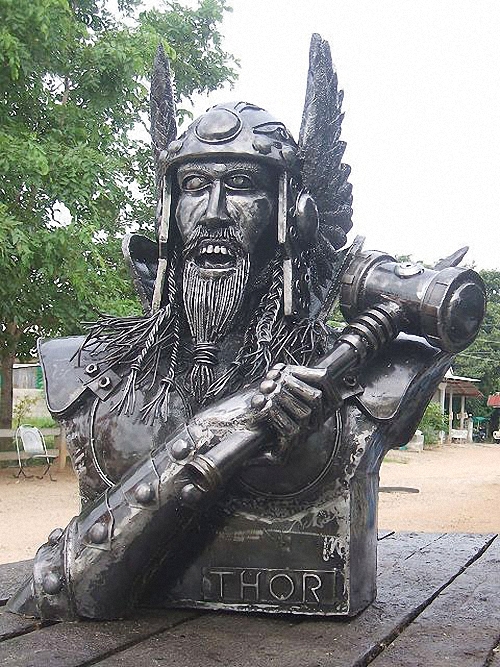 07-Fantasy-Sculpture-Norse-North-Gods-Thor-Giganten-Aus-Stahl