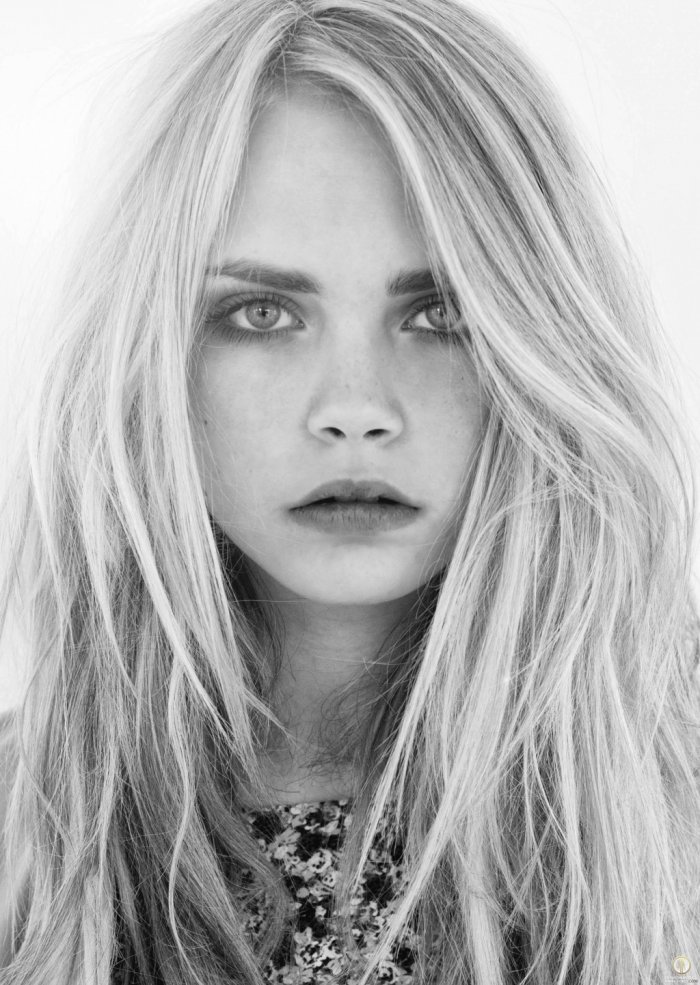 EVERYDAY IS A CATWALK: Cara Delevingne...