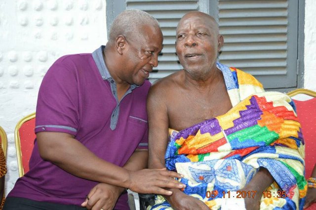 Ex-President John Mahama (Left) Asonaba Kweku Darko (Super OD)