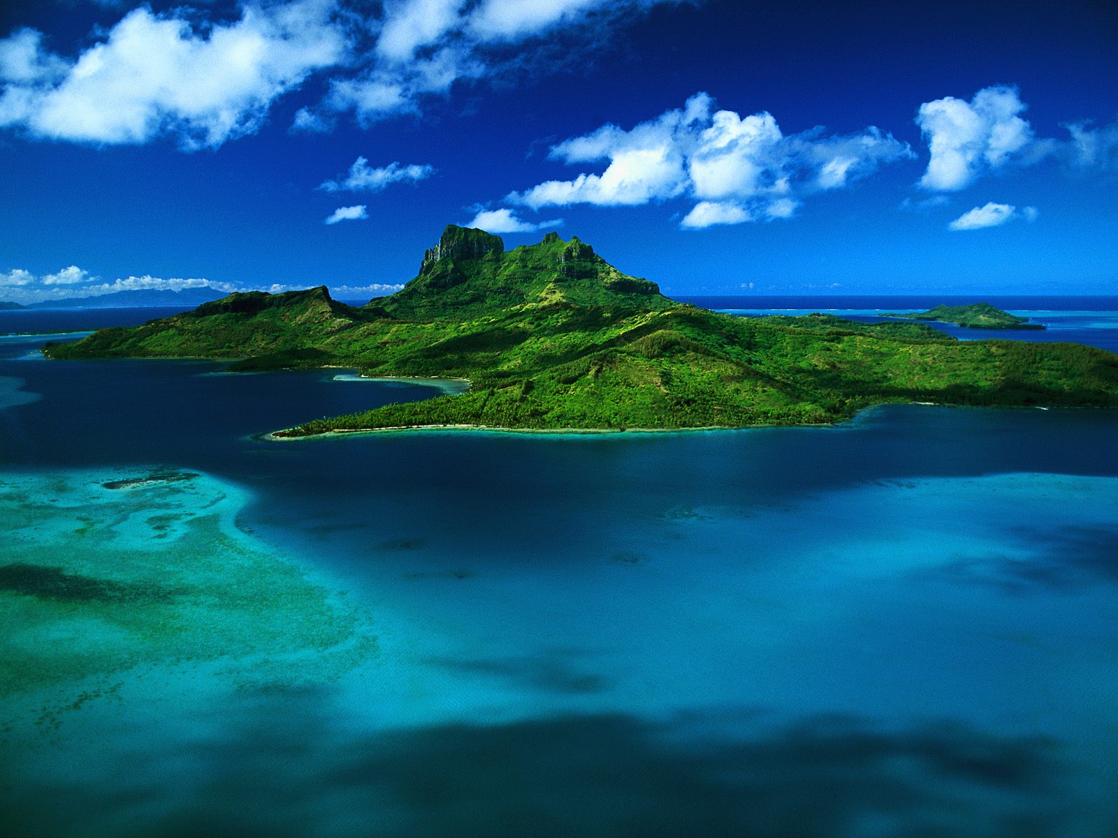 http://4.bp.blogspot.com/-Gvbdy6JxpvI/Tm7EKr_UGmI/AAAAAAAAAYs/Dv_UYknnXTw/s1600/aerial-view-of-bora-bora-french-polynesia-window-xp-wallpaper.jpg