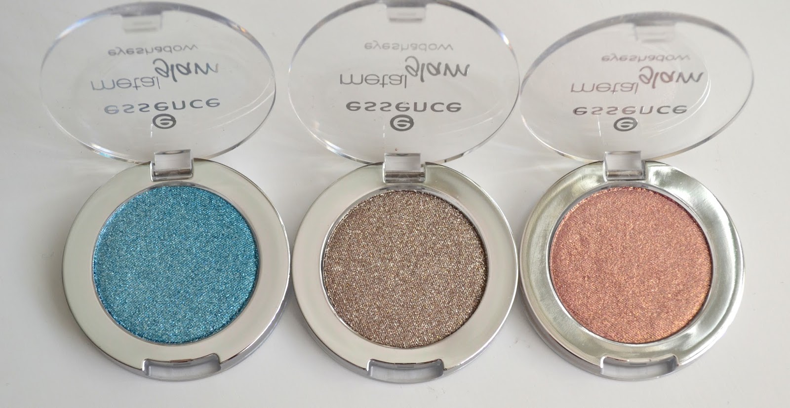 Aquaheart Essence Cosmetics Metal Glam Eyeshadows (3 Shades) Photos