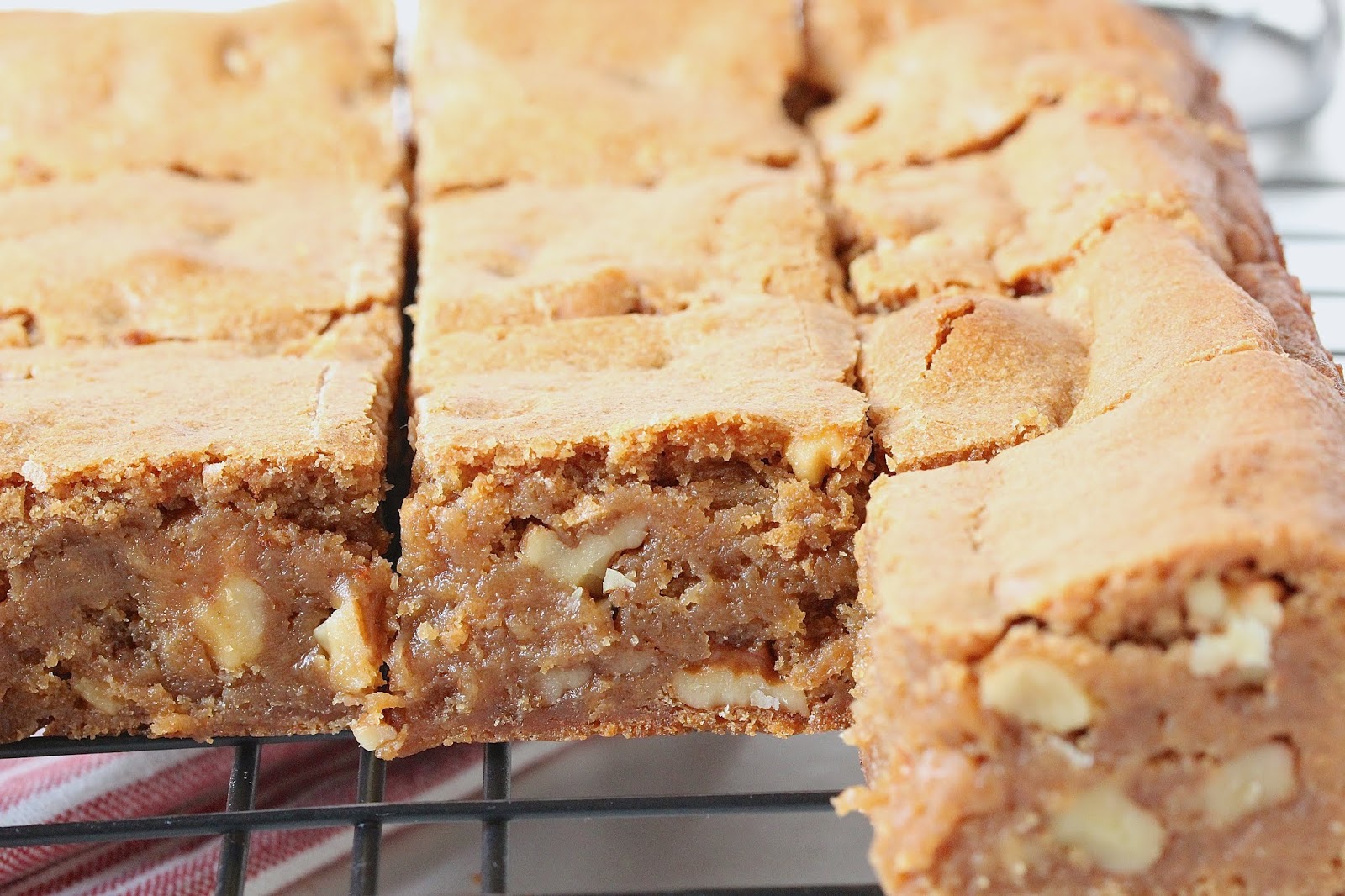 CARAMEL APPLE BUTTER BLONDIES In Good Flavor Great Recipes Great