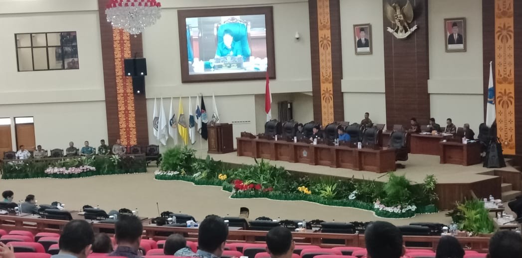  DPRD Sulut Paripurnakan Ranperda Petanggungjawaban APBD 2017