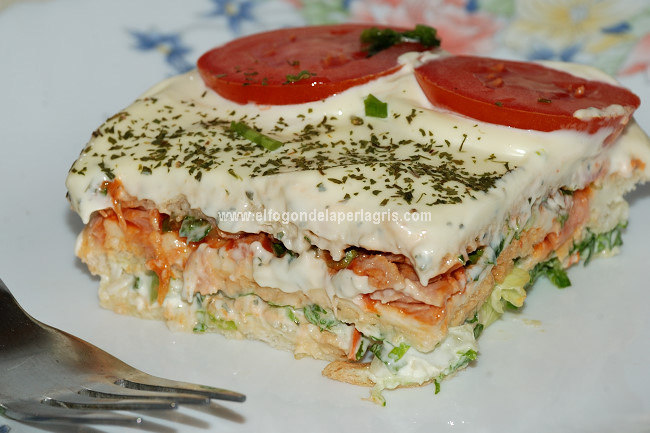 Pastel de verano de atún Pastel de verano de atún