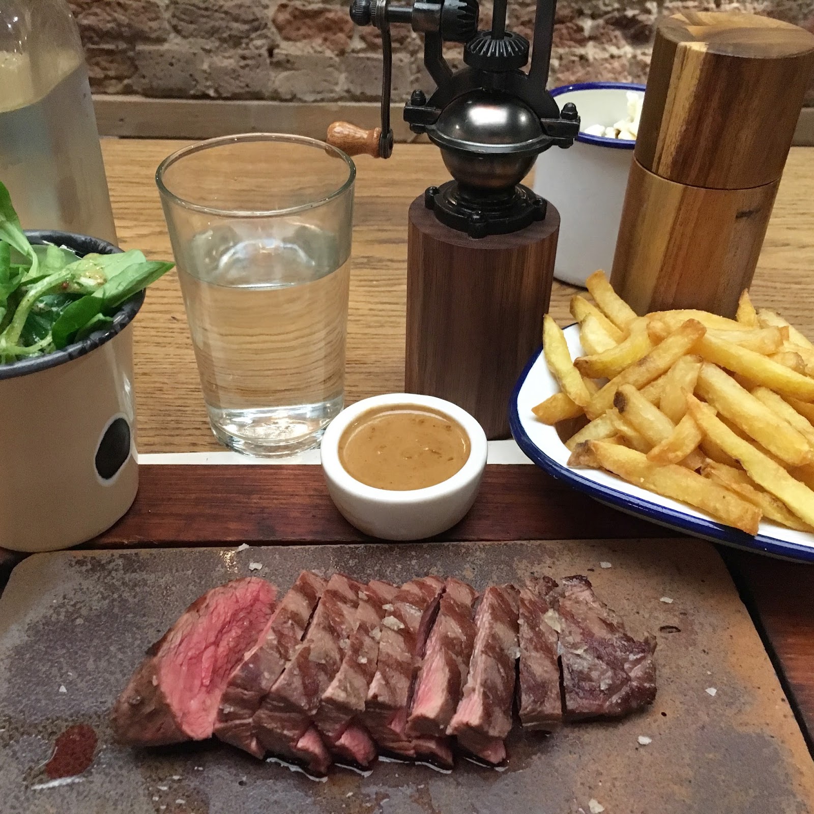 The Best Cheap Steak in London Flat Iron, Covent Garden / LUCY LOVES