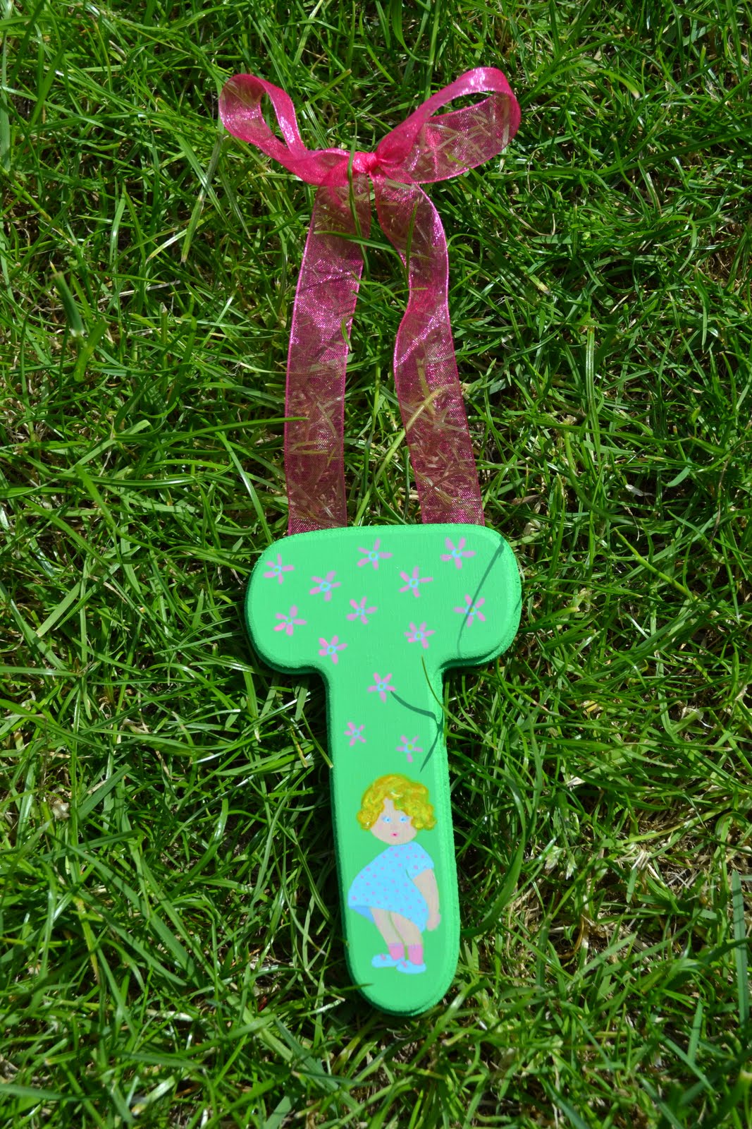 This, That and The Other Crafts Green wall letters / Letras de pared