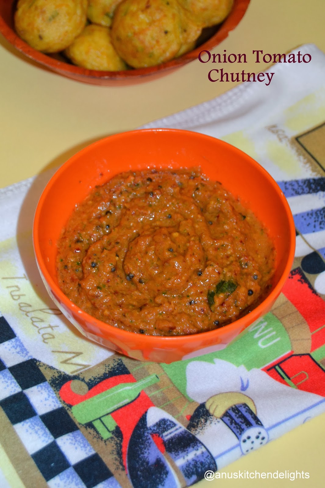 Anu's Kitchendelights Onion Tomato Chutney / Vengaya Thakkali Chutney