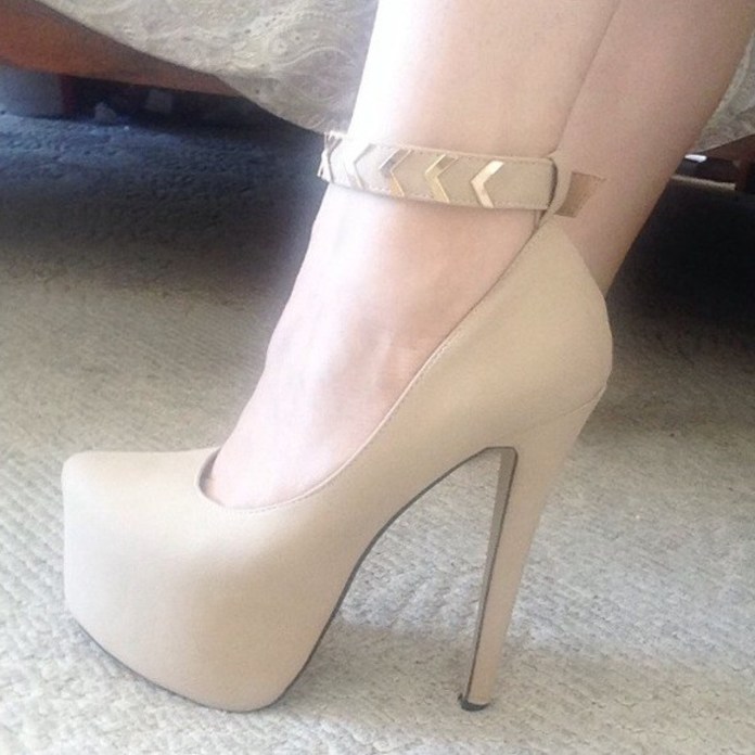nude pumps macys