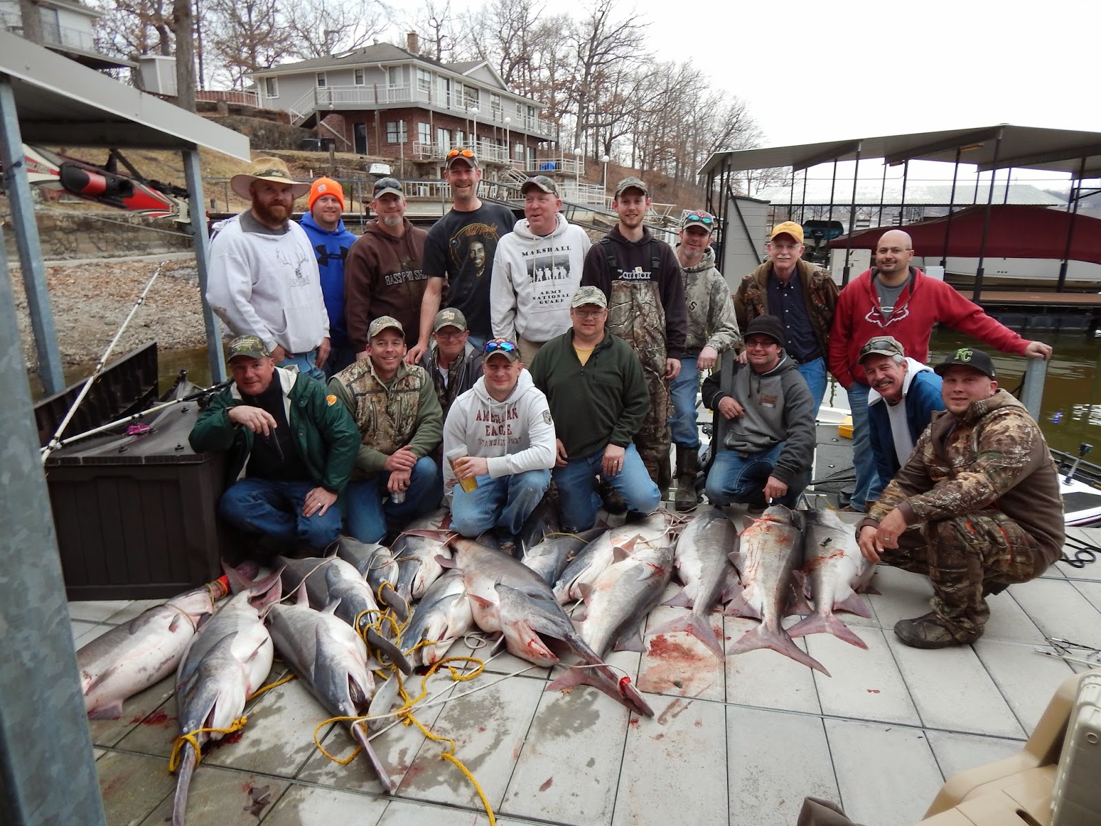 MinnyMO Hunting Fish On....MO Spoonbill Snagging