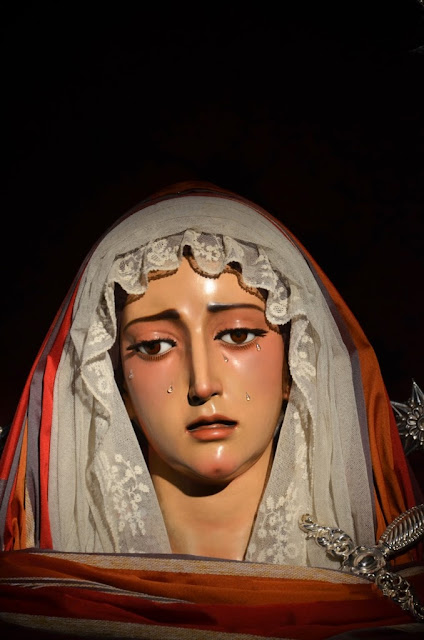 María Santísima del Rosario - Sevilla María Santísima del Rosario - Sevilla