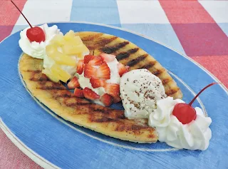 Honey Rum Grilled Banana Split