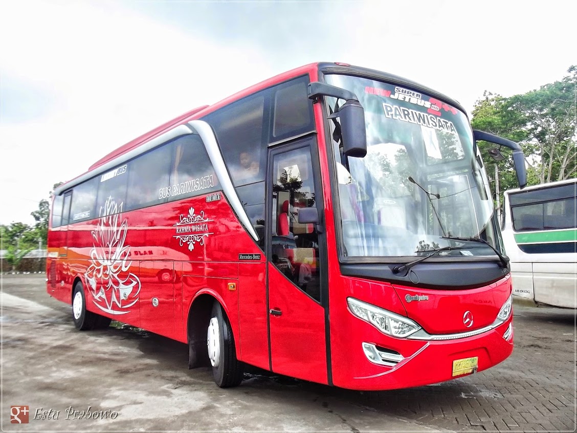 Jelajah Bumi Ruwa Jurai: Mengupas Potensi dan Tantangan Bisnis Bus Pariwisata di Lampung