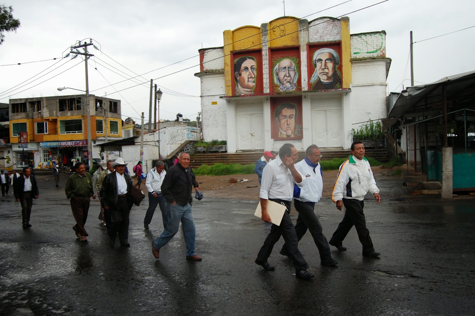 ContinuamosMX Ex trabajadores y colonos del
