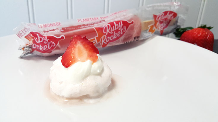 I love Ruby Rocket's any time of the day, post work out or in between errands on a busy, busy day... These Pop Pies are the best snack food and easy to make! #BeaPopStar