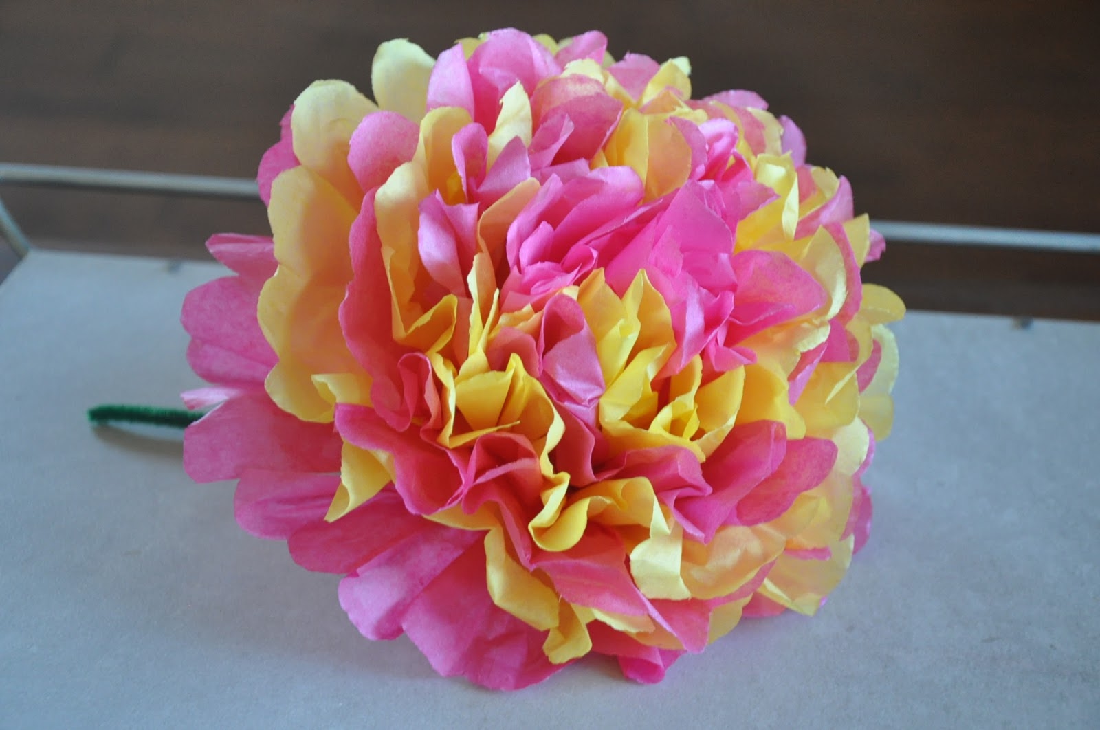 Mamás Todoterreno Cómo hacer una flor con papel de seda