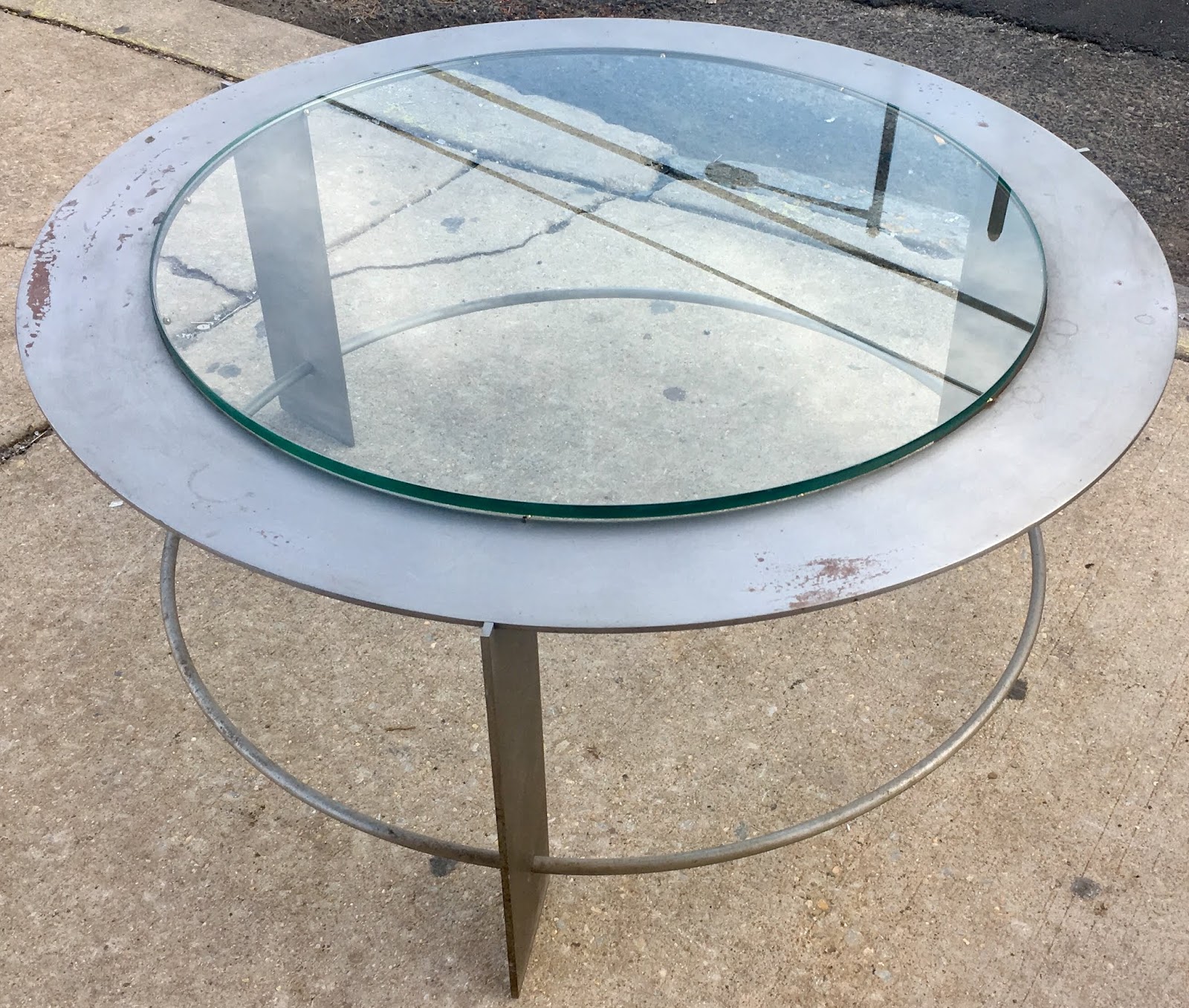 Uhuru Furniture & Collectibles Glass Top Coffee Table with Metal Frame